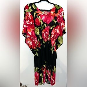 Robbie Bee Floral Dress